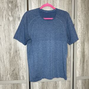 Lululemon T Shirt Size M Athletic Short Sleeves Top Blue Color DEFECT